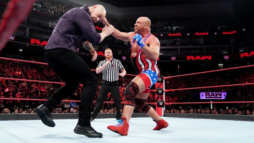 Baron Corbin sera el rival de Kurt Angle en WrestleMania