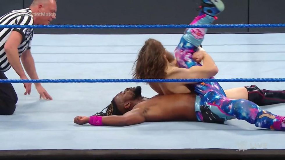 Kofi Kingston no logra vencer a Daniel Bryan