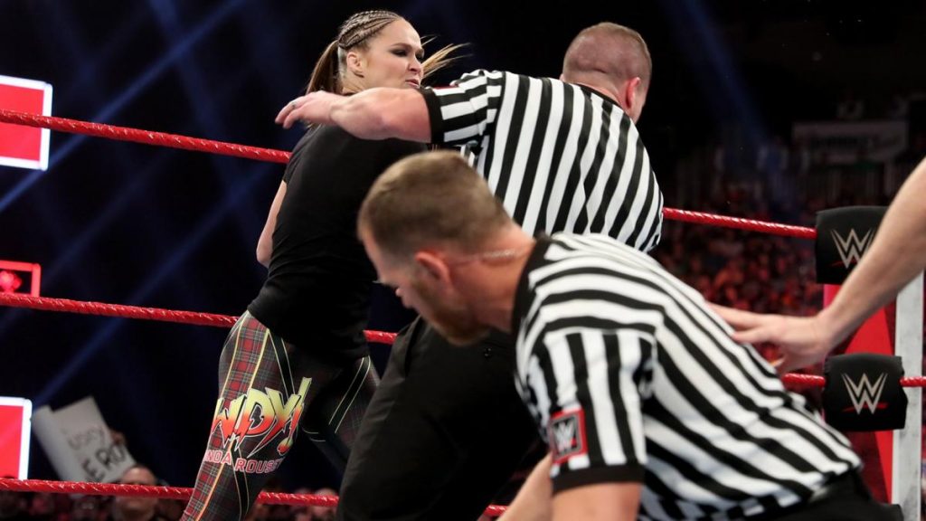 WWE multa a Ronda Rousey
