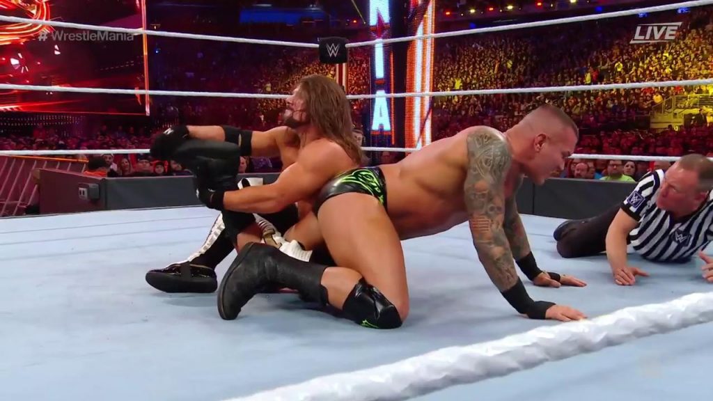AJ Styles vence a Randy Orton en WrestleMania 35
