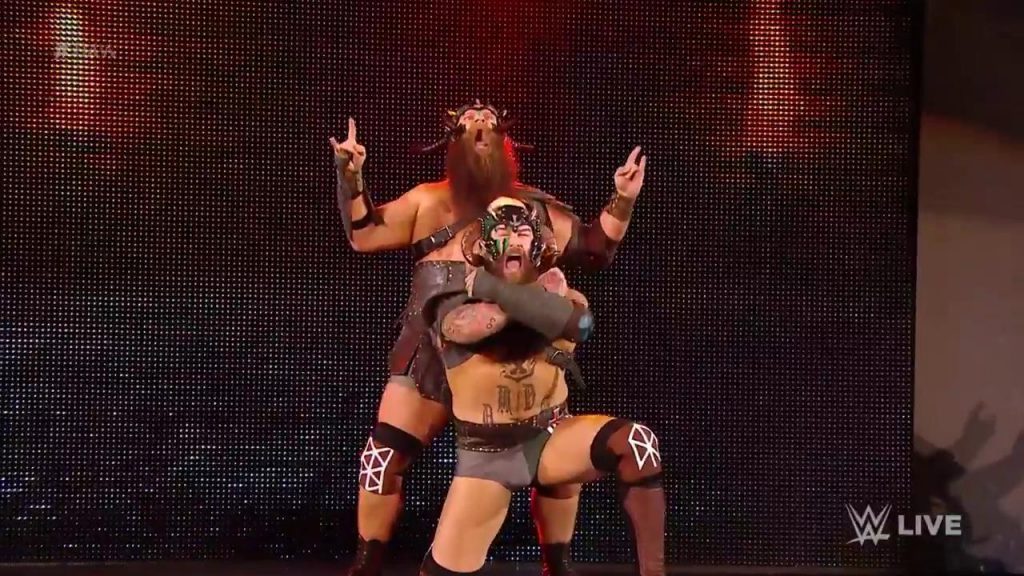 The Viking Experience aparece en WWE RAW