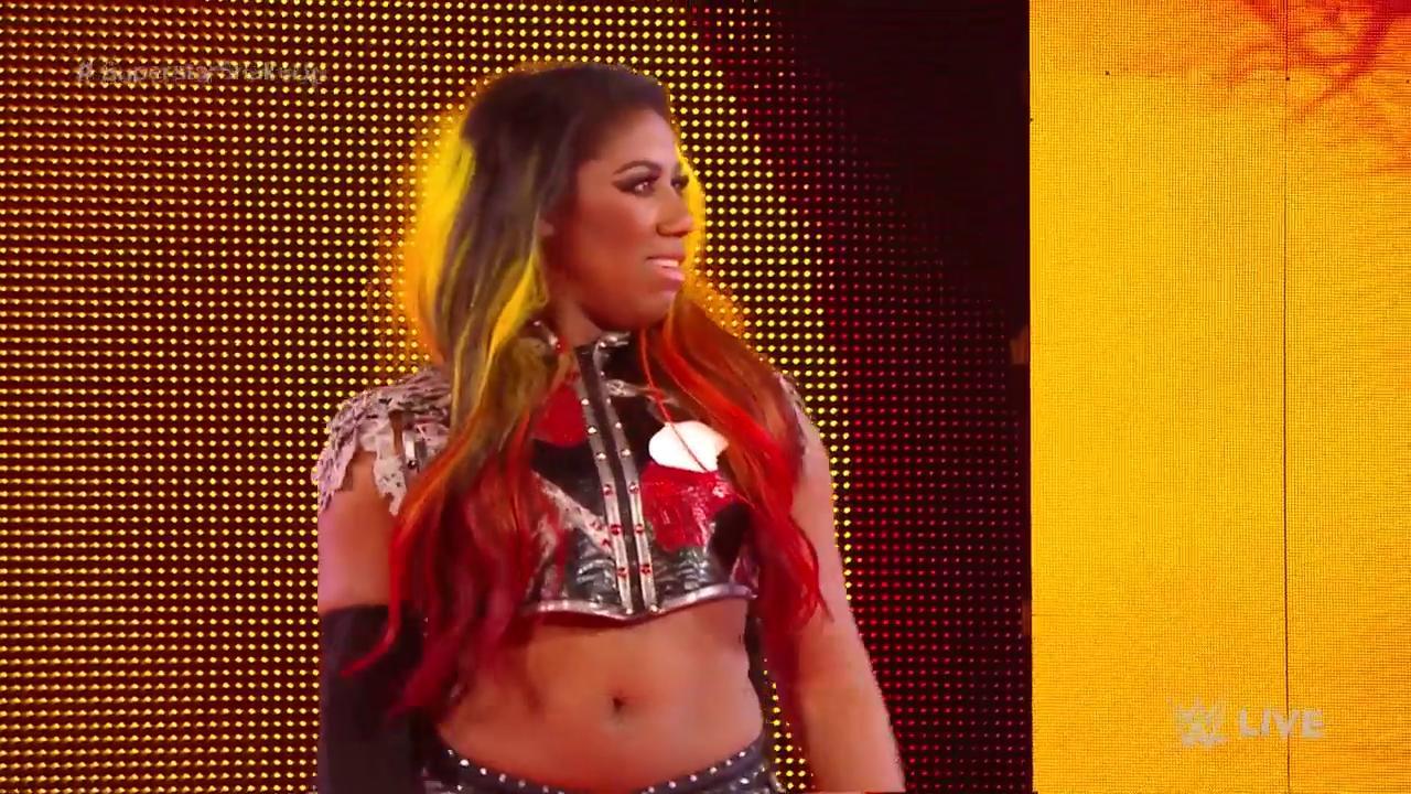Ember Moon llega a WWE SmackDown Live Ember Moon llega a WWE SmackDown Live