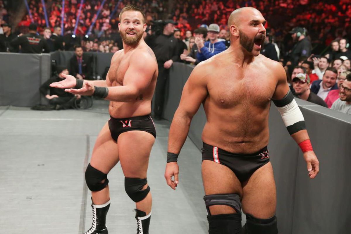 The Revival atacó a Seth Rollins al finalizar RAW The Revival atacó a Seth Rollins al finalizar RAW