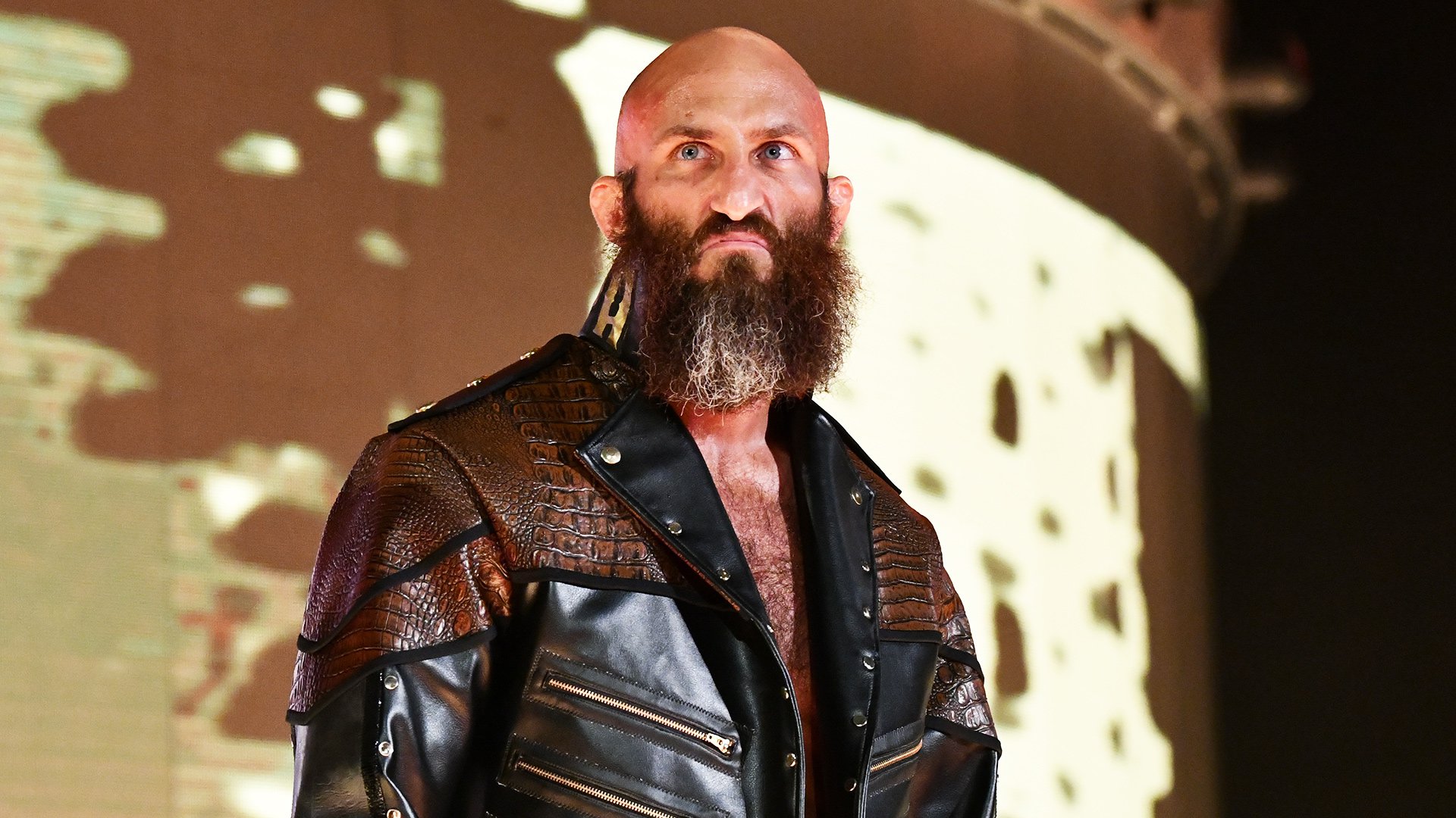 Tommaso Ciampa ya trabaja para volver