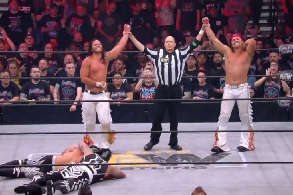 The Young Bucks defienden los campeonatos de AAA en Double Or Nothing