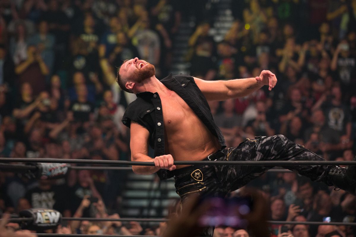 Jon Moxley no descarta su regreso a WWE Jon Moxley Eric Bischoff Paul Heyman