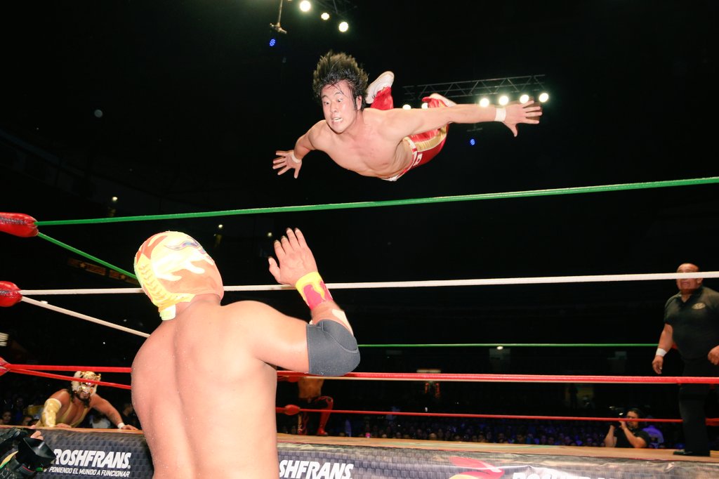 Kawato nuevo campeón en CMLL