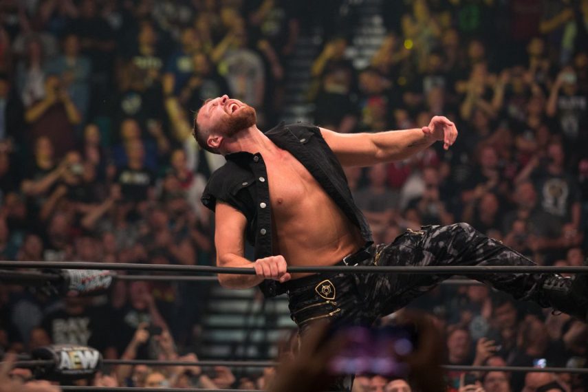 Tony Khan habla sobre el regreso de Jon Moxley Tony Khan Jon Moxley