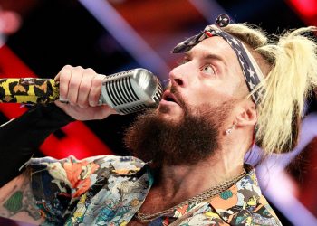 Enzo Amore La Mejor Informacion En Espanol Turnheelwrestling