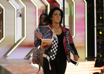 Razón por la cual Bayley no formó parte de WWE TLC