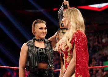 Mick Foley opina sobre el Charlotte Flair vs. Rhea Ripley en WrestleMania