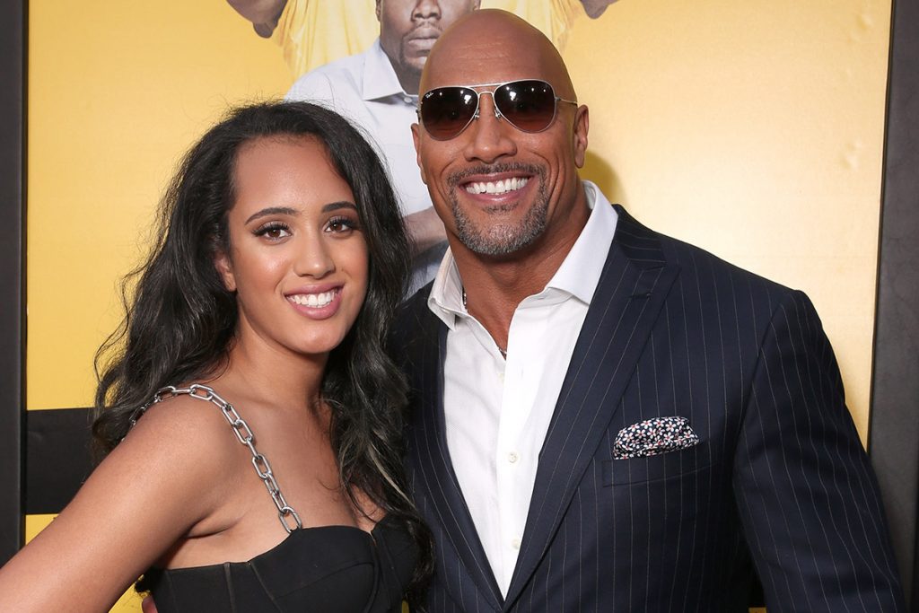 La hija de The Rock ficha por WWE