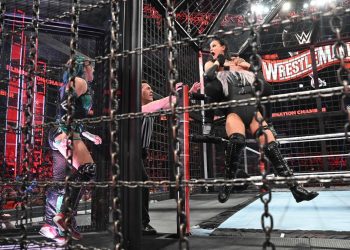 Review Elimination Chamber 2020