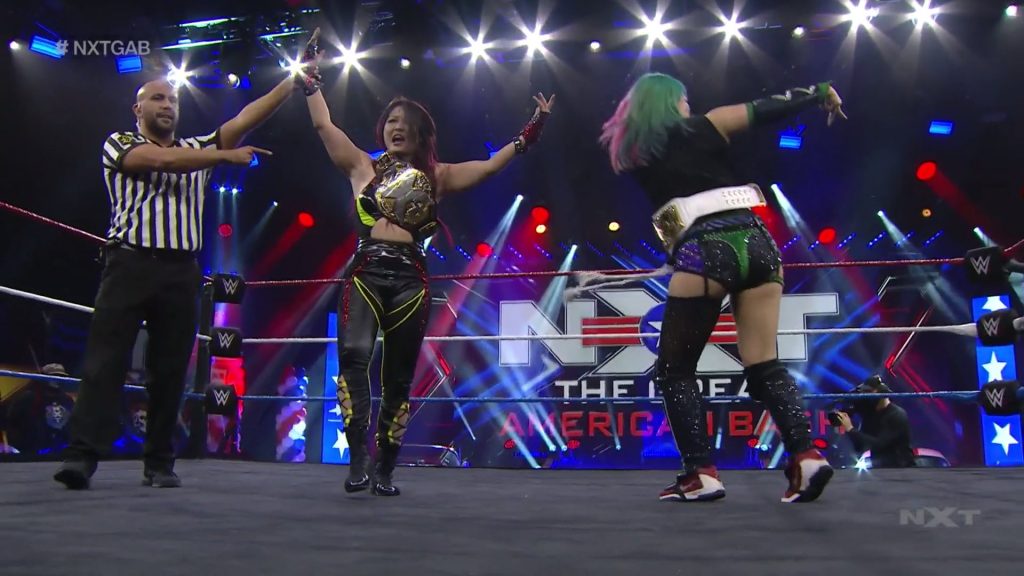 Io Shirai derrota a Sasha Banks en The Great American Bash