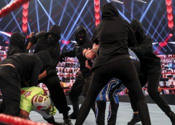 ¿Superestrella de NXT en Retribution?
