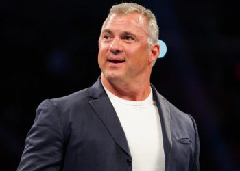 Vince Russo cree que Shane McMahon debería empezar su propia compañía