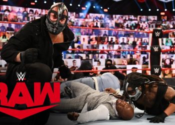 T-Bar a CM Punk: "Eres un cobarde"