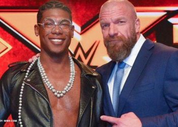 Triple H comenta sobre la inmadurez de Velveteen Dream