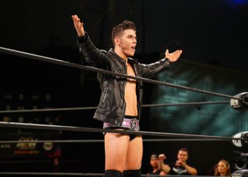 Sammy Guevara defiende con éxito el Campeonato de TNT ante Ethan Page