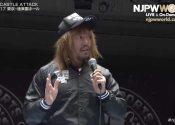 Tetsuya Naito cae lesionado de una rodilla