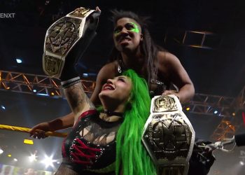 Shotzi Blackheart y Ember Moon se convierte en las nuevas Campeonas por Parejas de NXT