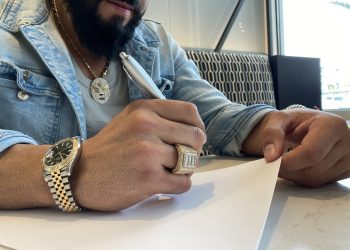 Andrade podría haber firmado con una nueva empresa