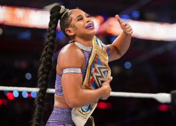 Bianca Belair consiguiendo su primer título en WWE