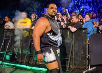Keith Lee es anunciado como Keith 'Bearcat' Lee en un combate antes de RAW