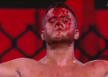 The Pinnacle derrota a The Inner Circle en AEW Dynamite Blood and Guts