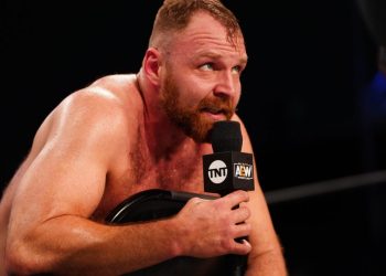 Jon Moxley cree que los viajes son la peor parte de ser luchador profesional
