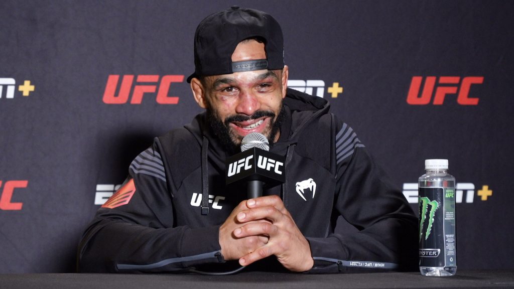 Rob Font podría estar fuera del octógono durante 180 días tras UFC Vegas 27