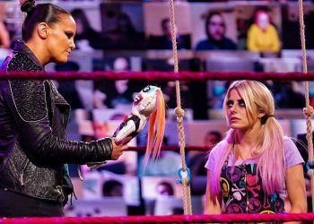 Shayna Baszler y Alexa Bliss UHEP