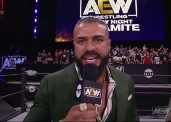 Andrade piensa que el calendario de las superestrellas de WWE es inhumano