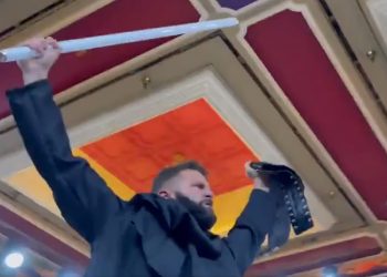 Matt Cardona aparece en GCW para confrontar a Nick Gage