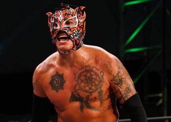 Rey Fenix da veracidad a un reporte sobre sus problemas en AEW y añade: “Necesitaba un médico y me ignoraste durante meses”