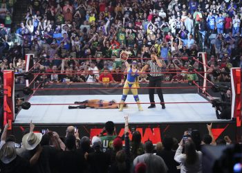 Nikki ASH canjea el maletín y se convierte en la nueva Campeona Femenina de RAW