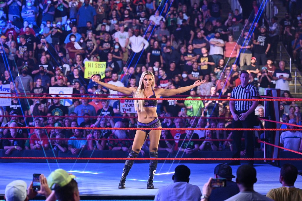 WWE Raw ve disminuida su audiencia después de su último show
