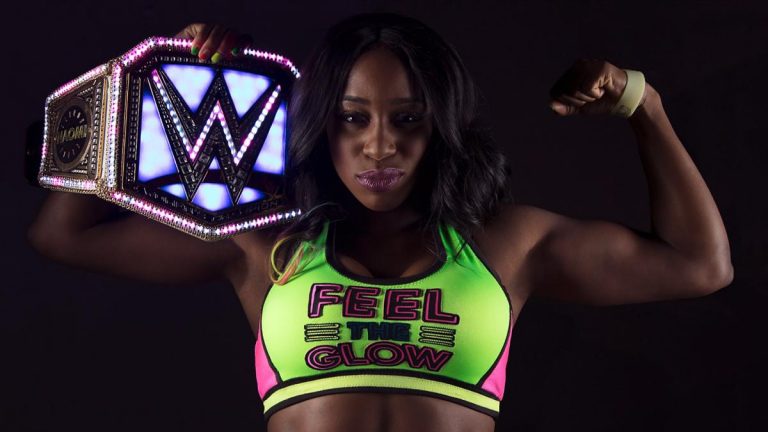 Razón del traspaso de Naomi a SmackDown