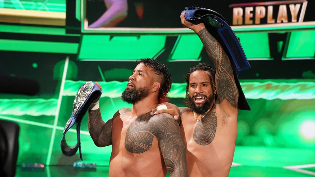 The Usos ganan los Campeonatos en Parejas de SmackDown en Money in the Bank 2021