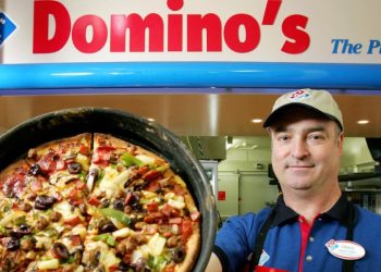 Domino's Pizza se molesta con AEW y evalúa retirar su publicidad