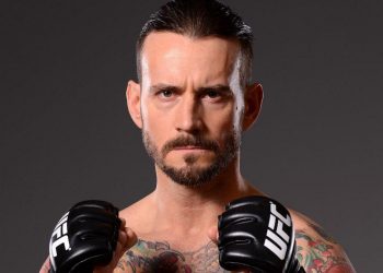 CM Punk se retira oficialmente de las MMA