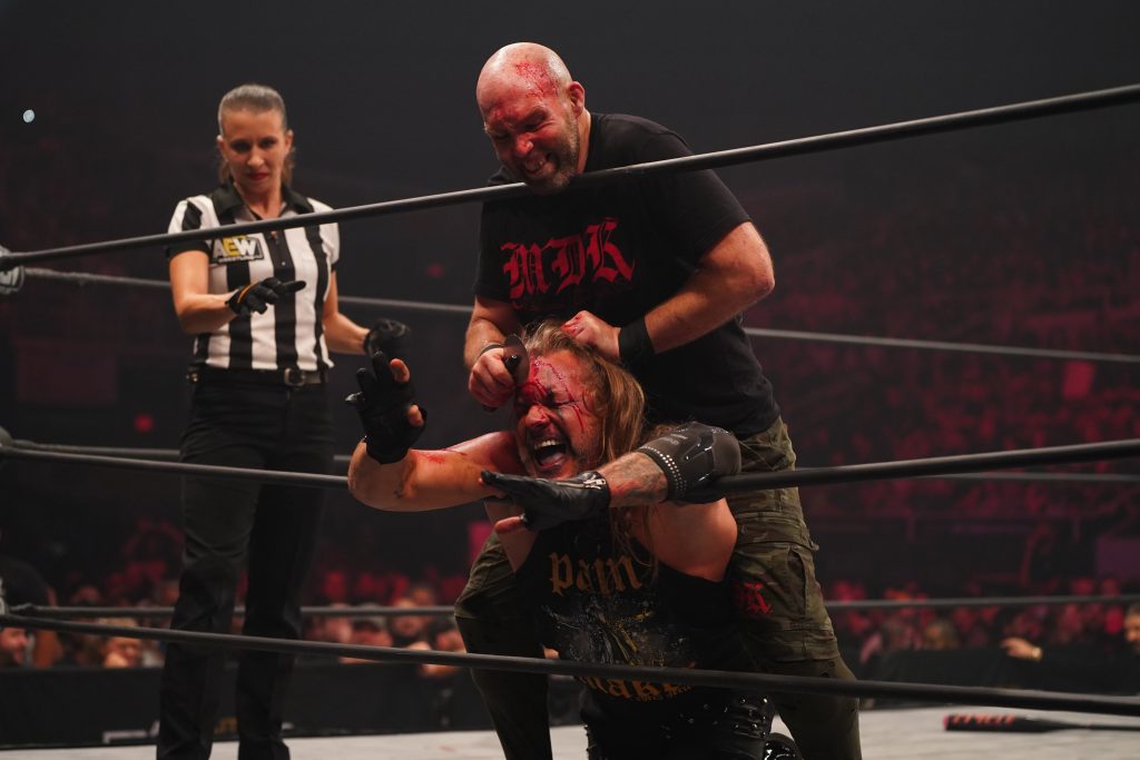 WWE acusada de contactar con periodistas para escribir en contra de AEW