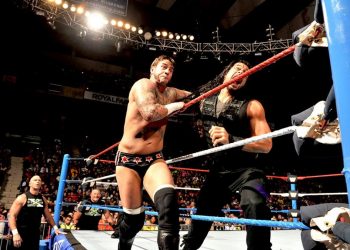 Roman Reigns: "CM Punk no es tan bueno como John Cena y tampoco cambio el juego como The Rock"