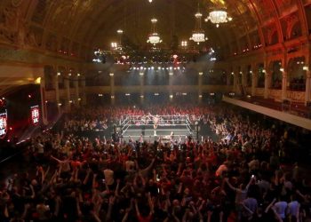 WWE planea el regreso del público a NXT UK