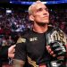 Charles Oliveira, sobre su combate rumoreado ante Dustin Poirier: "Todavía no he firmado" Charles Oliveira no da el peso para UFC 274 y será despojado del título de peso ligero: más detalles