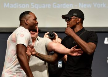 Derek Brunson quiere tener su revancha ante Israel Adesanya por el título