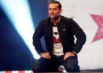 CM Punk querría luchar en NJPW