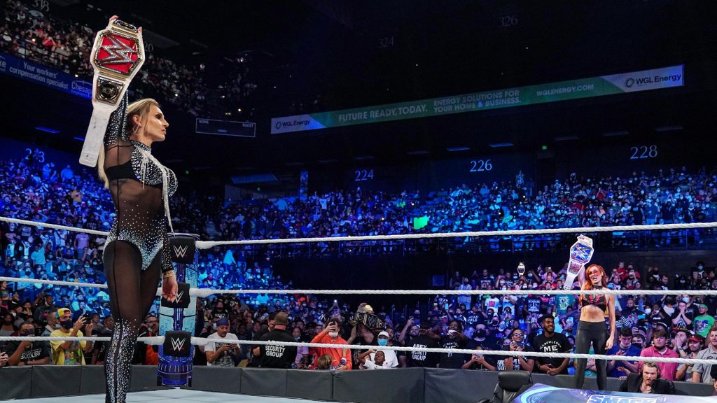 Becky Lynch y Charlotte Flair se reencuentran en WWE SmackDown