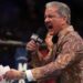 Bruce Buffer no estará presente en UFC 267 por COVID-19 Bruce Buffer no estará presente en UFC 267 por COVID-19
