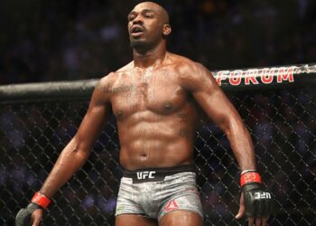 Jon Jones: "Nunca golpeé a mi prometida"